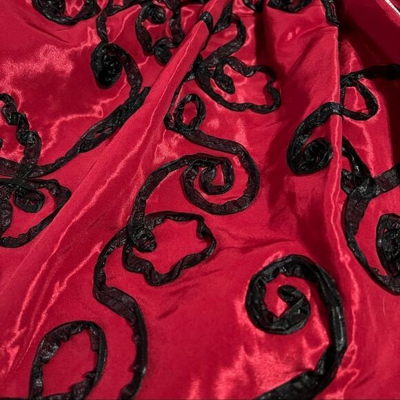 Childrens Place Formal skirt red and black size 6 - Picture 3 of 9